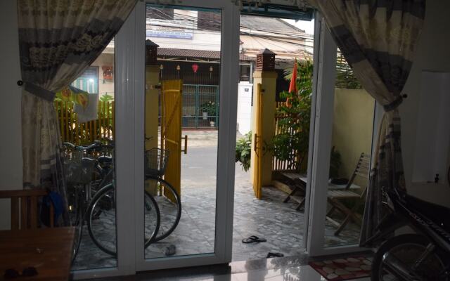 Отель Hoan Khai House вид на фасад