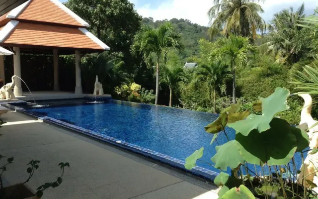 Ban Bua Luxury Villa