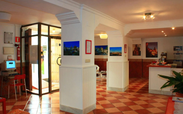 Hostal Toril
