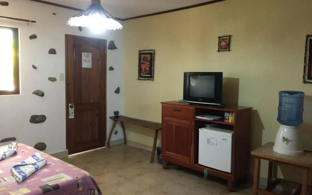 TipTop Hotel, Resto and Delishop