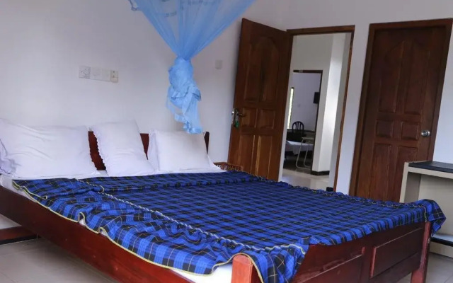 Hotel Whitehouse