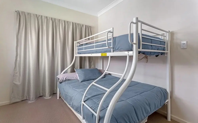 Macadamia Court 6 - Nelson Bay