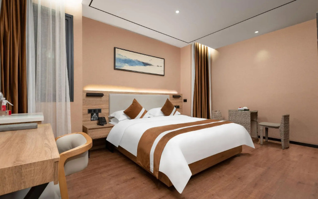 Duobei Cloud Hotel