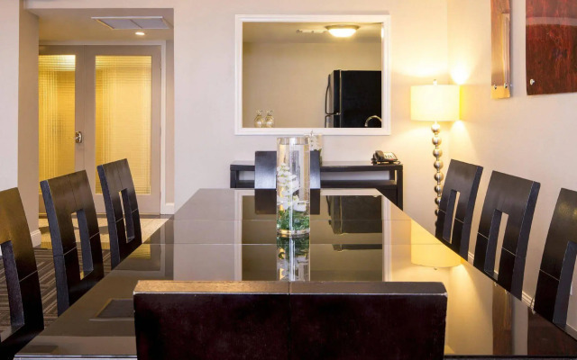 Hampton Inn & Suites Holly Springs