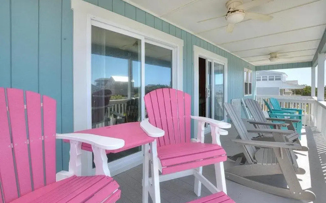 Ocean Breeze Retreat