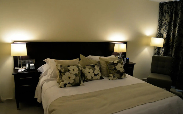 New Brookfields Hotel