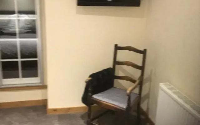 Deri-Down Guest House