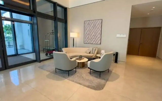 Mh - Stylish 2-bedroom Residence Ref 4100