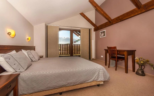 Everest Chalet