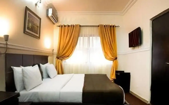 Bjorne Classic Suites