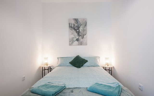 Jardín: Cómodo y Luminoso Apartamento