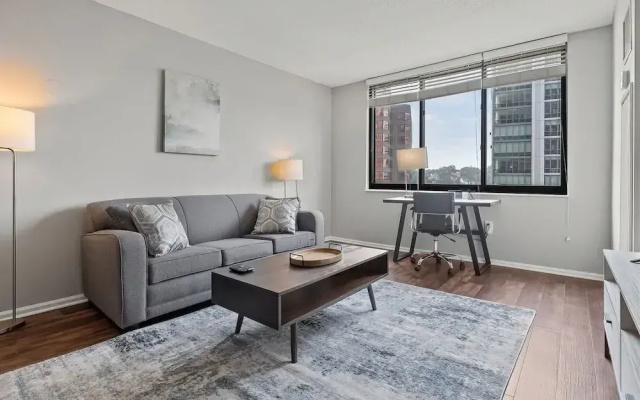 15 Bank Street - BSC-207L
