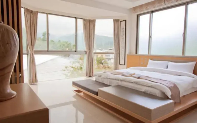 Eastern Asian Calligraphy Art Breakfast and Bed Hotel