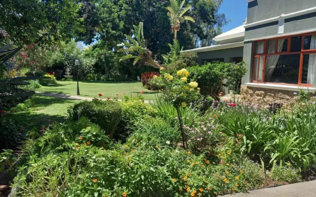 La Pension Guest House