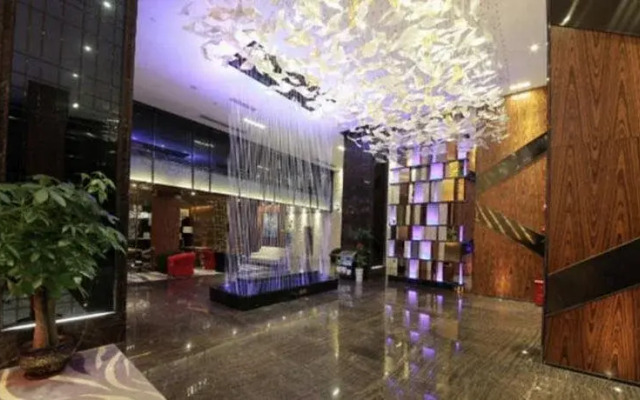 Boston International Hotel