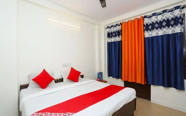 OYO 28260 Hotel Ganga Sagar