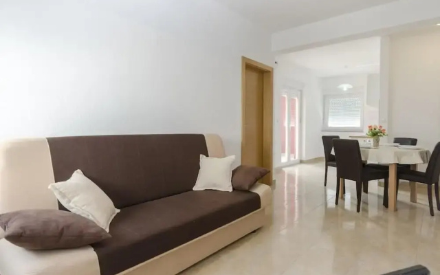 Apartmani Marinović - Vodice