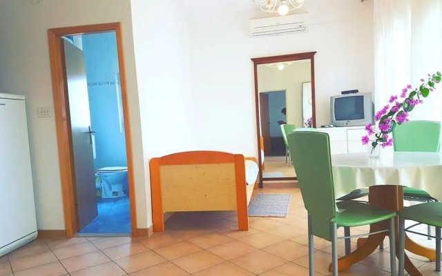 Floral Apartments Yazzy 2