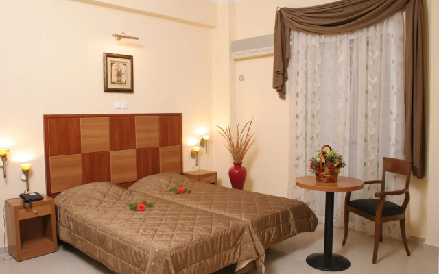Ionis Art Hotel