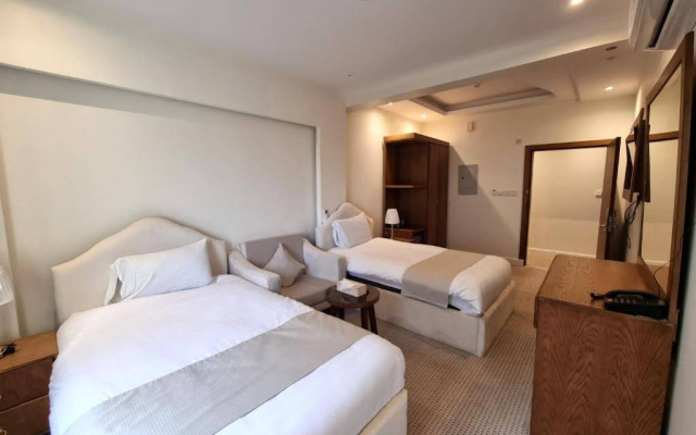 Avene Hotel