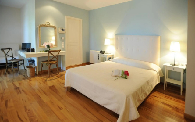 Boutique Hotel Kentrikon & Bungalows