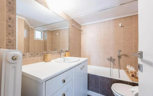 Comfortable flat next to Acropolis Museum