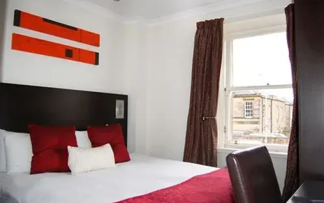 The Minto Hotel