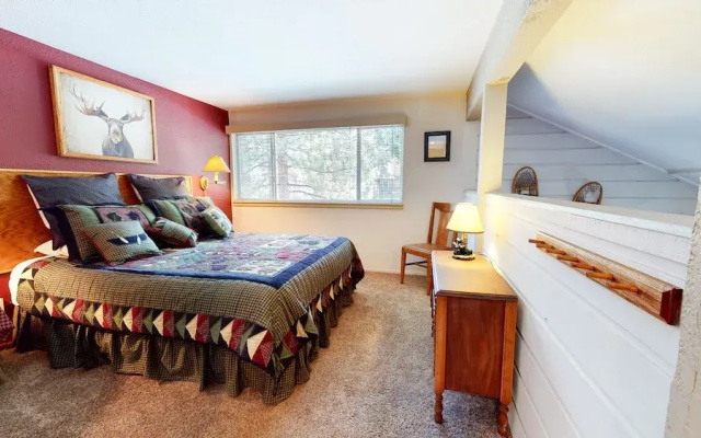 La Residence - Shared Pool, Hot Tub & More!