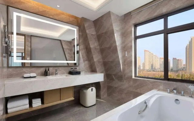 Ramada By Wyndham Zhumadian West Station