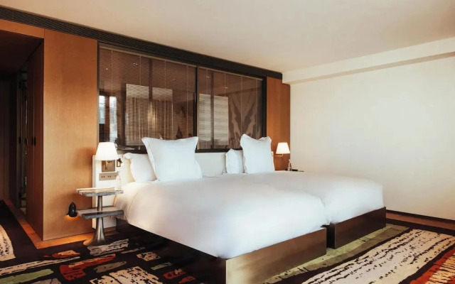 Sax Paris, LXR Hotels & Resorts