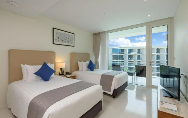 Splash Beach Resort 