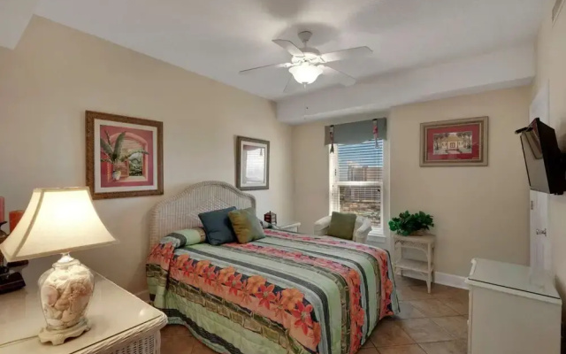 Twin Palms 1705