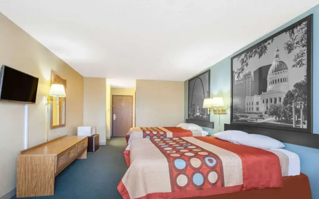 Super 8 Carthage