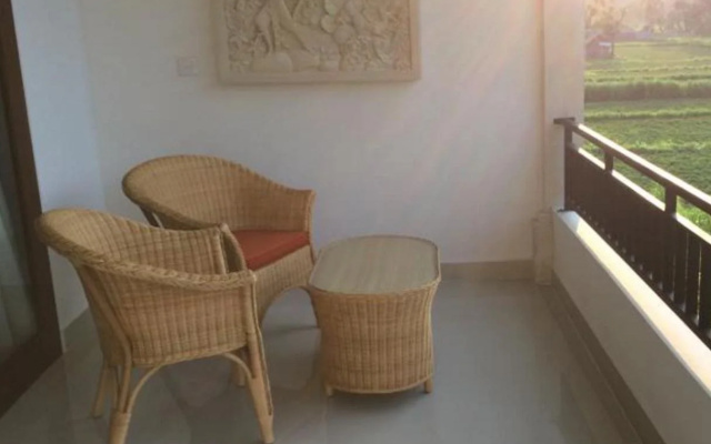 D'Sawah Amed Homestay & Warung