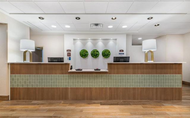 Best Western Plus InnTowner Madison