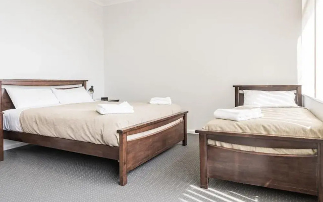 Somerset Hotel