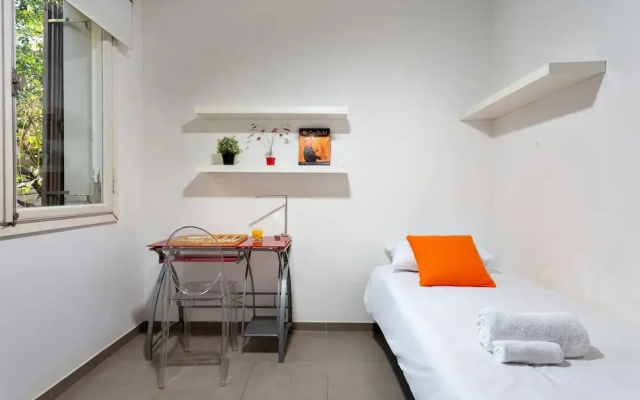 Charming 3BR in Rothschild by HolyGuest