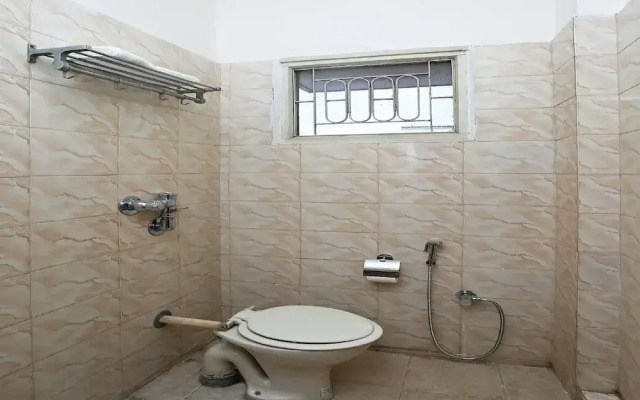 Vijay Palace by OYO Rooms