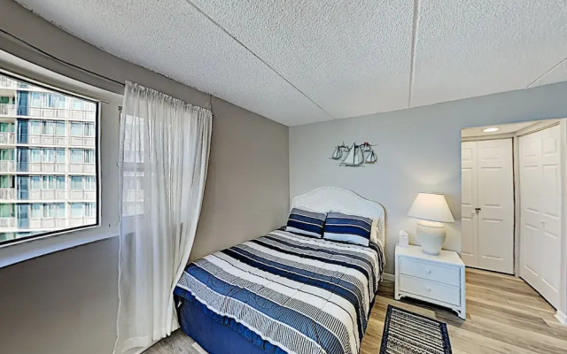 1030coas 3 Bedroom Condo
