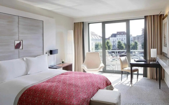 Отель Sofitel Brussels Europe
