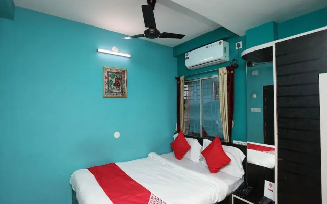 OYO 15114 Ivy Hotel