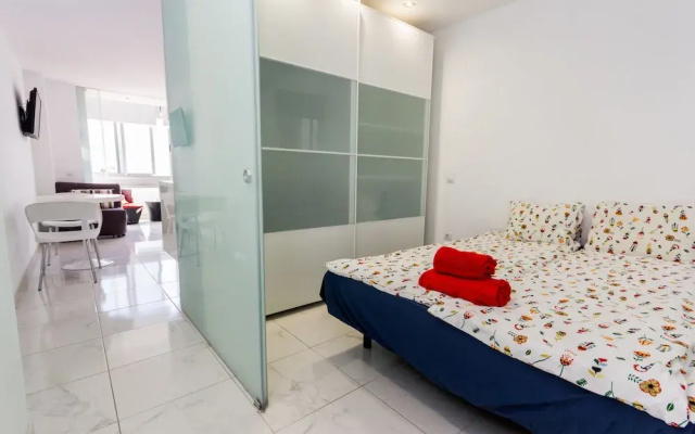 Apartment Bonamar Red