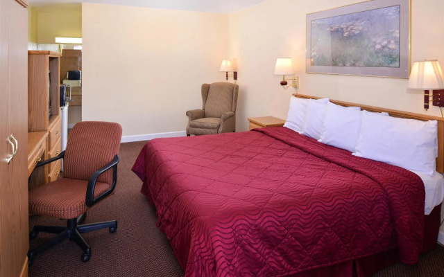 Executive Inn