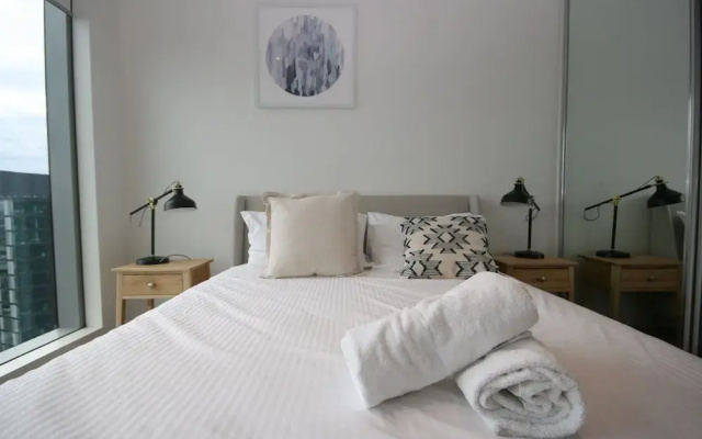 Onelife Harbour View Luxury Apartment