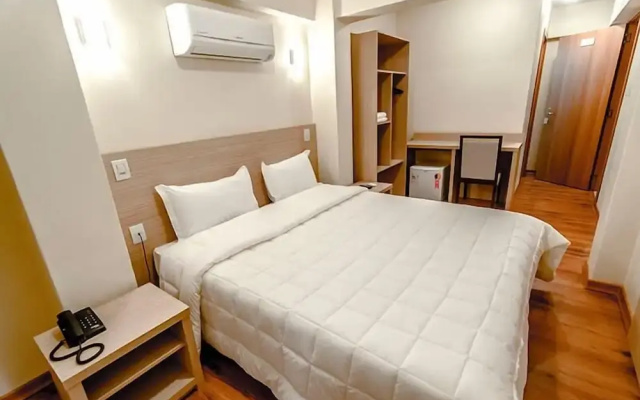 Hotel Almanara
