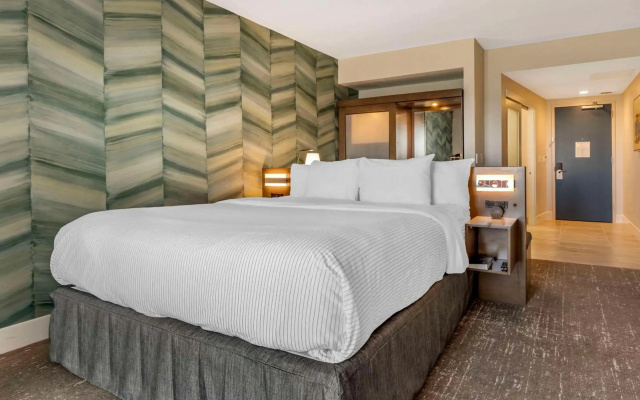Cambria Hotel Ocean City - Bayfront