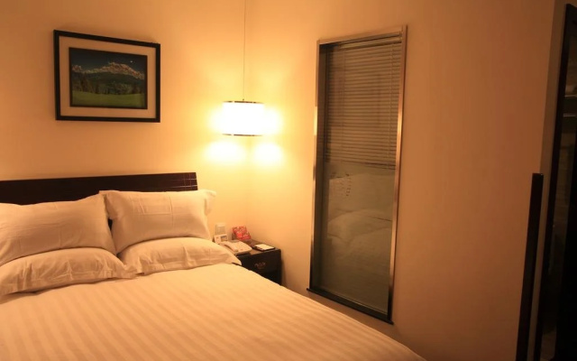 Bai Rong Business Hotel