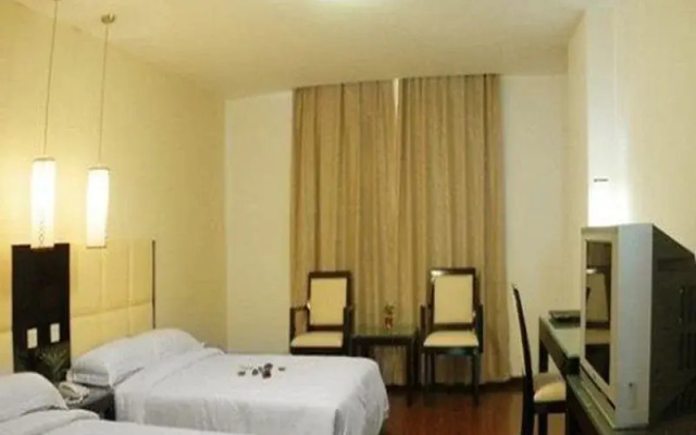 Warmth Hotel