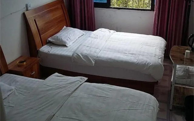 Mianyang Xu Hua Inn