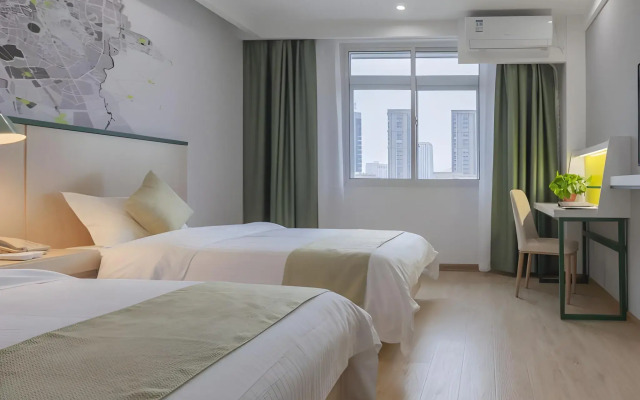 Vatica Hefei Huangshan Road Yuexi Road Hotel